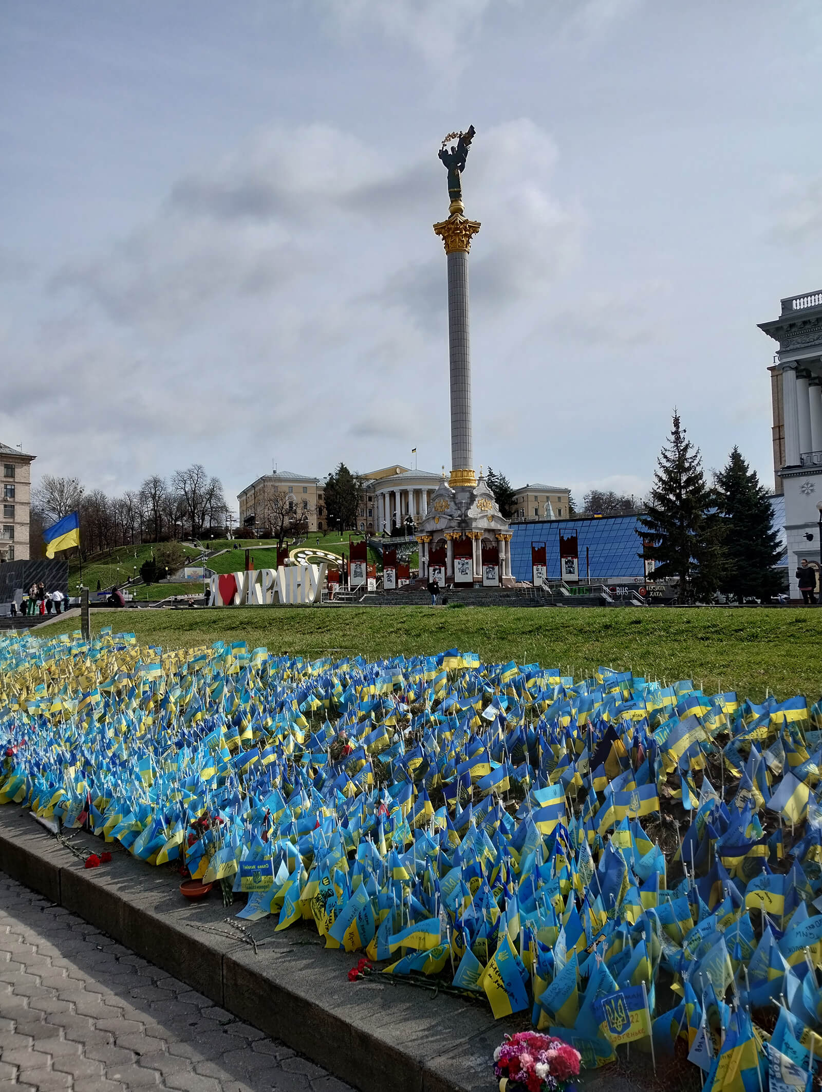 Maidan Square Independence Monument_1